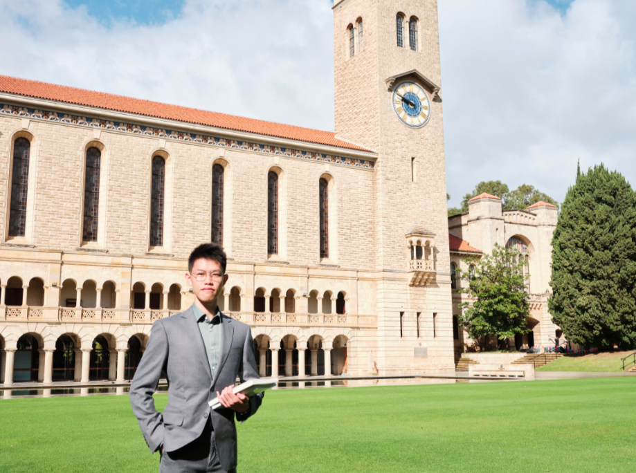 海外学子穿新颜值洋服走出国门